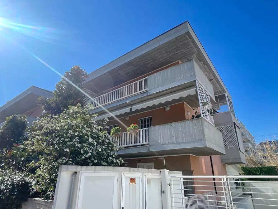 Immagine 32 di Appartamento in vendita  in Via Ponza 106 a Grottammare