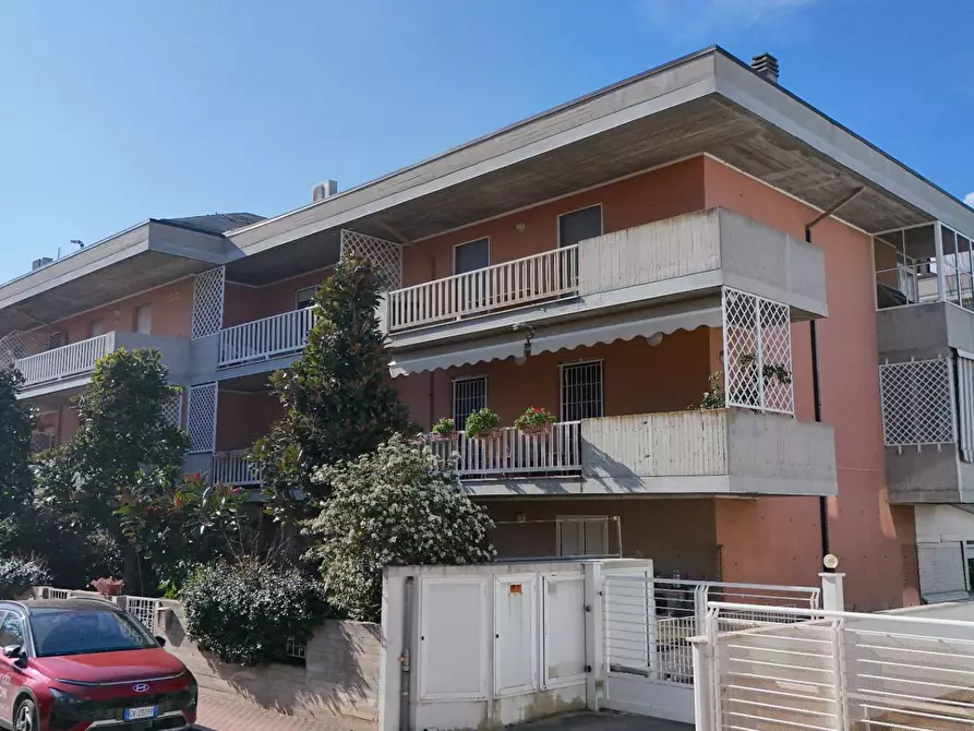 Immagine 36 di Appartamento in vendita  in Via Ponza 106 a Grottammare
