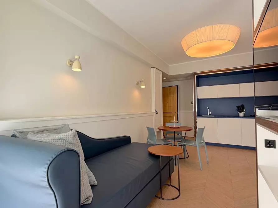 Immagine 9 di Appartamento in vendita  in Viale Marconi 46 a San Benedetto Del Tronto