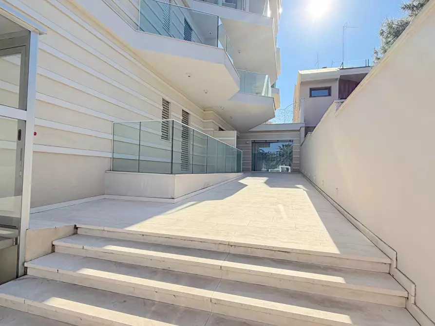 Immagine 42 di Appartamento in vendita  in Viale Marconi 46 a San Benedetto Del Tronto