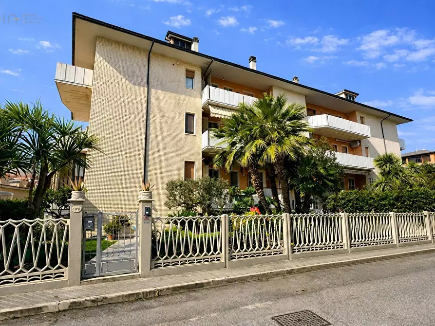 Immagine 1 di Appartamento in vendita  in Via Cola da Rienzo 10 a San Benedetto Del Tronto