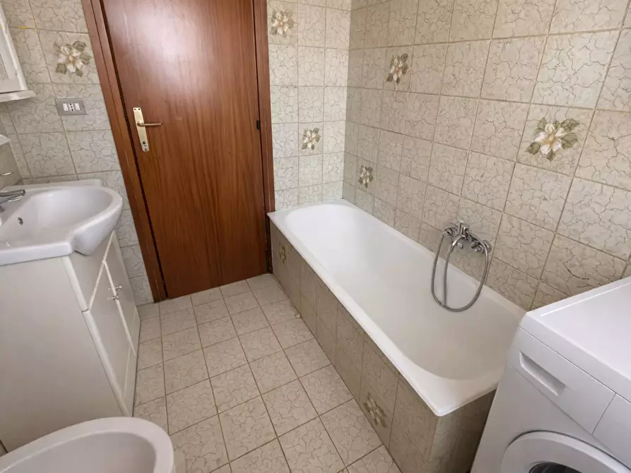 Immagine 16 di Appartamento in vendita  in Via Cola da Rienzo 10 a San Benedetto Del Tronto