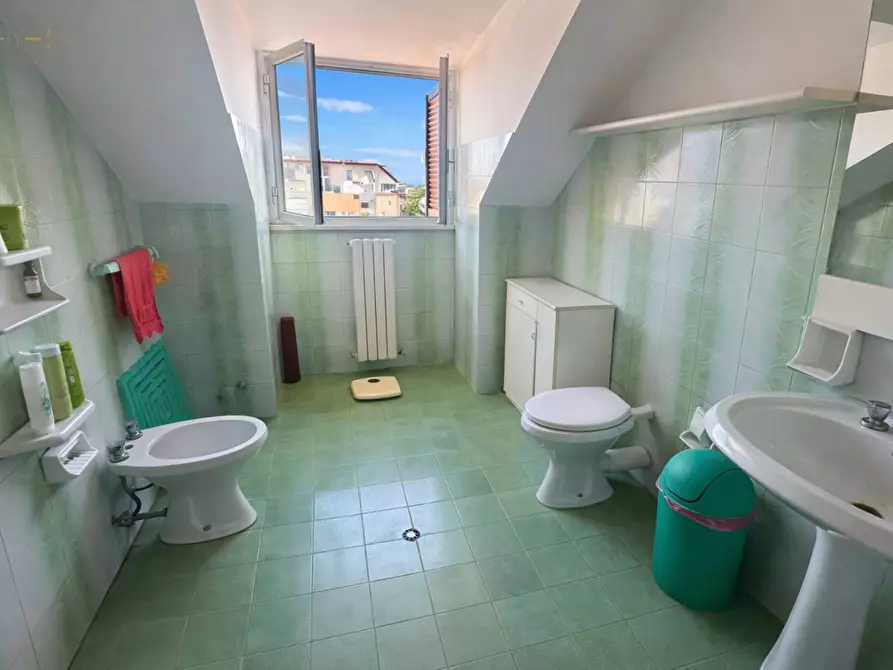 Immagine 17 di Appartamento in vendita  in Via Cola da Rienzo 10 a San Benedetto Del Tronto