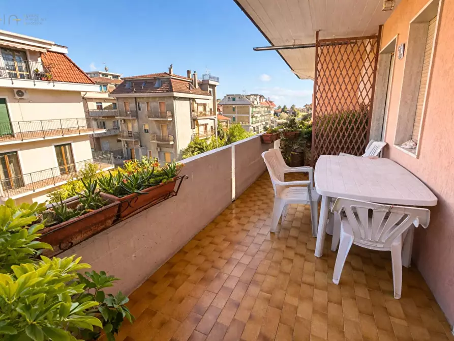 Immagine 19 di Appartamento in vendita  in Via Cola da Rienzo 10 a San Benedetto Del Tronto