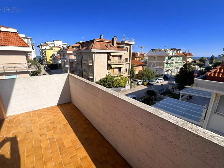 Immagine 20 di Appartamento in vendita  in Via Cola da Rienzo 10 a San Benedetto Del Tronto