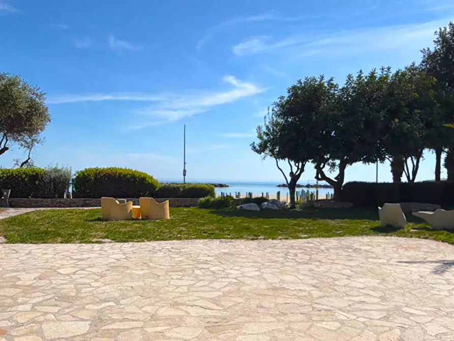 Immagine 21 di Appartamento in vendita  in via Gaetano Donizetti 1 a San Benedetto Del Tronto