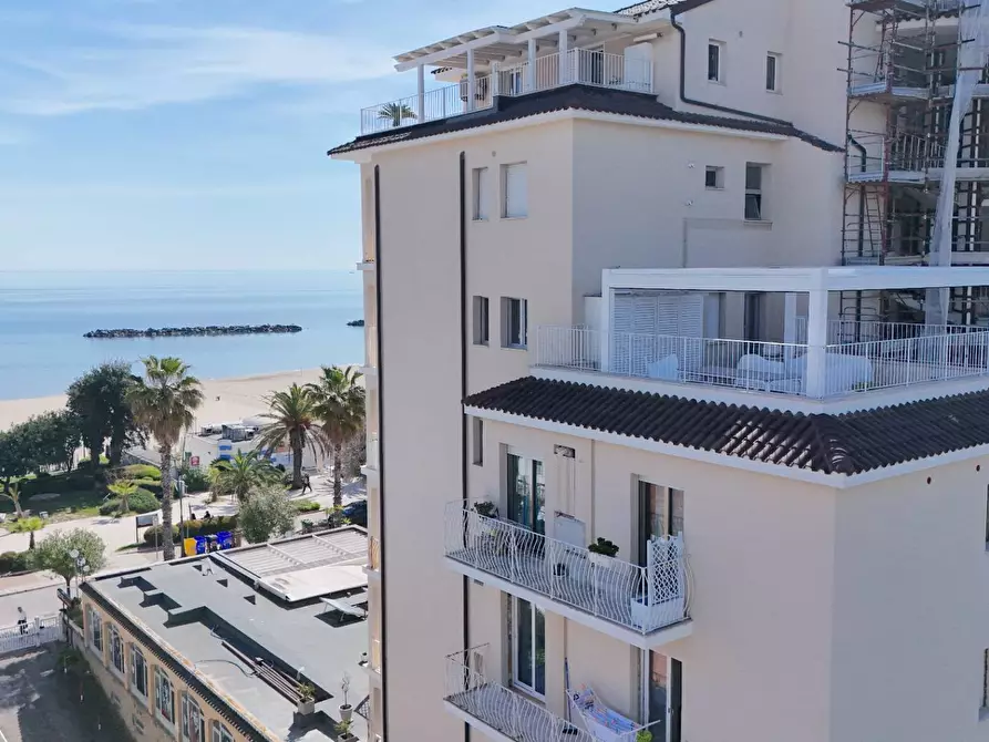 Immagine 29 di Appartamento in vendita  in via Gaetano Donizetti 1 a San Benedetto Del Tronto