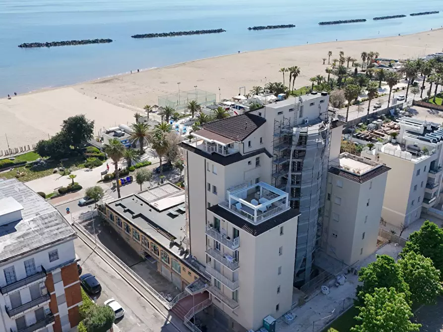 Immagine 32 di Appartamento in vendita  in via Gaetano Donizetti 1 a San Benedetto Del Tronto