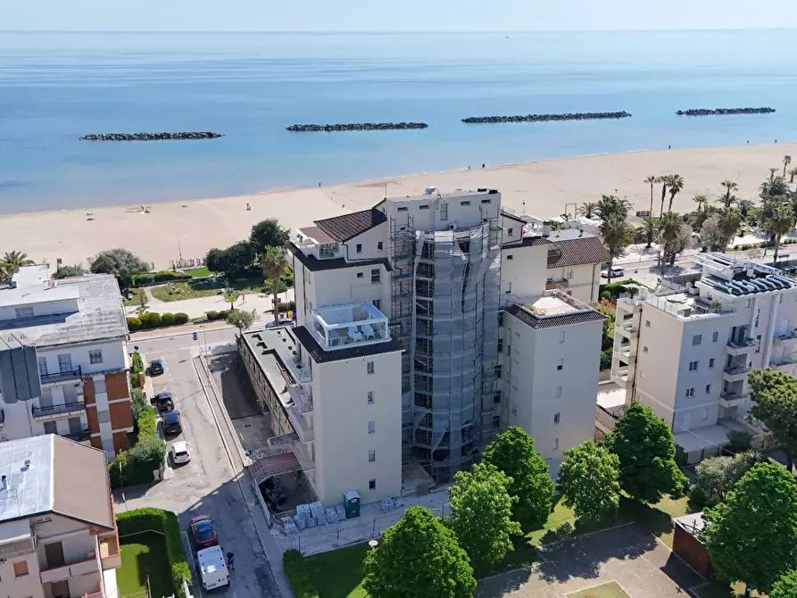 Immagine 35 di Appartamento in vendita  in via Gaetano Donizetti 1 a San Benedetto Del Tronto
