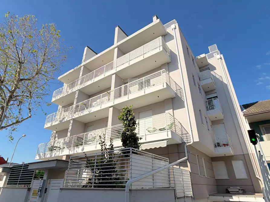 Immagine 2 di Appartamento in vendita  in Via Giovanni Prati 2 a San Benedetto Del Tronto