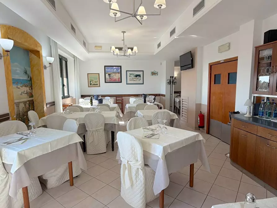 Immagine 24 di Albergo/B&B/Residence in vendita  in Contrada Montecantino 59 a Massignano