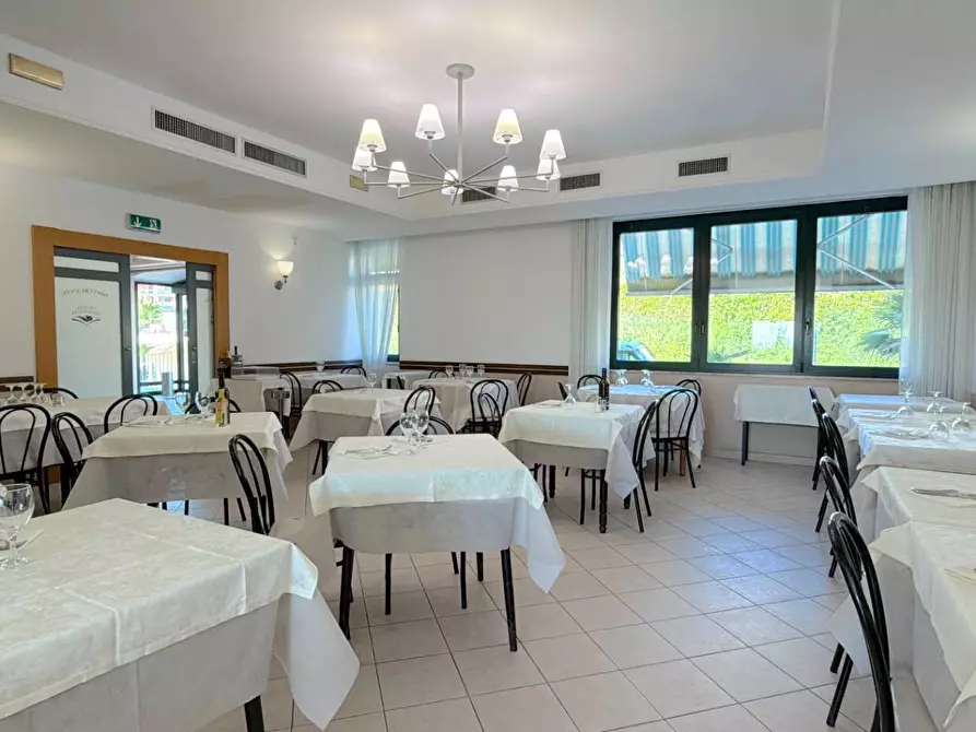 Immagine 23 di Albergo/B&B/Residence in vendita  in Contrada Montecantino 59 a Massignano