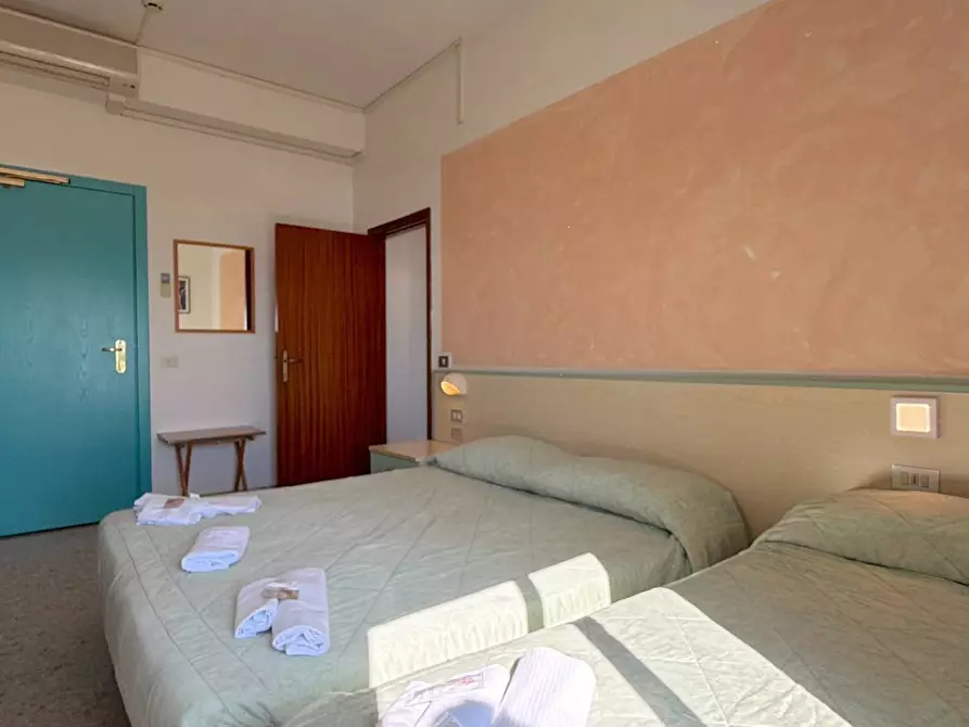 Immagine 16 di Albergo/B&B/Residence in vendita  in Contrada Montecantino 59 a Massignano
