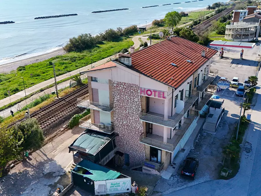 Immagine 37 di Albergo/B&B/Residence in vendita  in Contrada Montecantino 59 a Massignano
