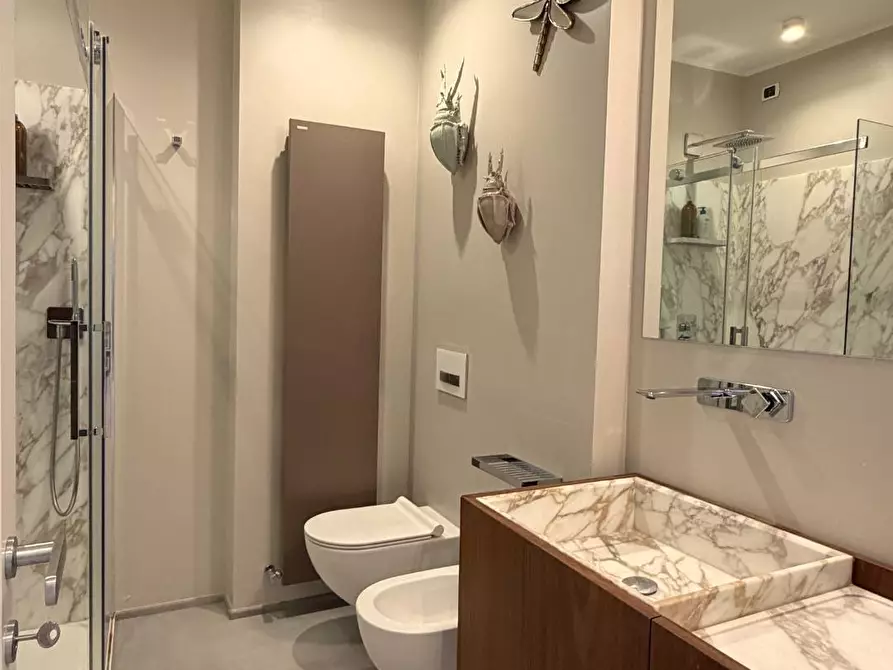 Immagine 28 di Appartamento in vendita  in Via Francesco Cilea 143 a Grottammare