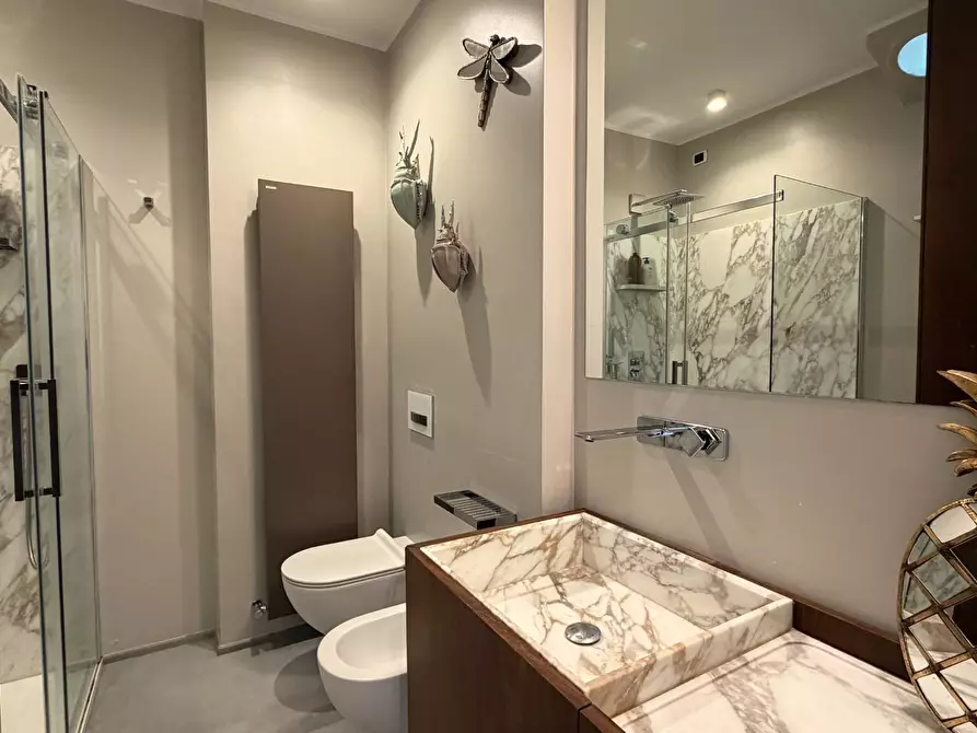Immagine 25 di Appartamento in vendita  in Via Francesco Cilea 143 a Grottammare
