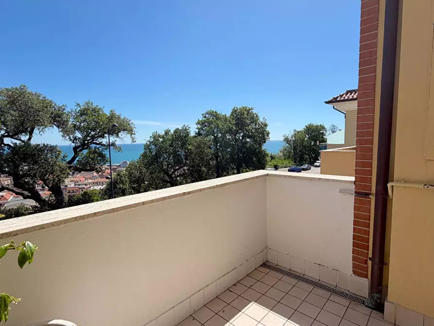 Immagine 21 di Appartamento in vendita  in Via Francesco Cilea 143 a Grottammare