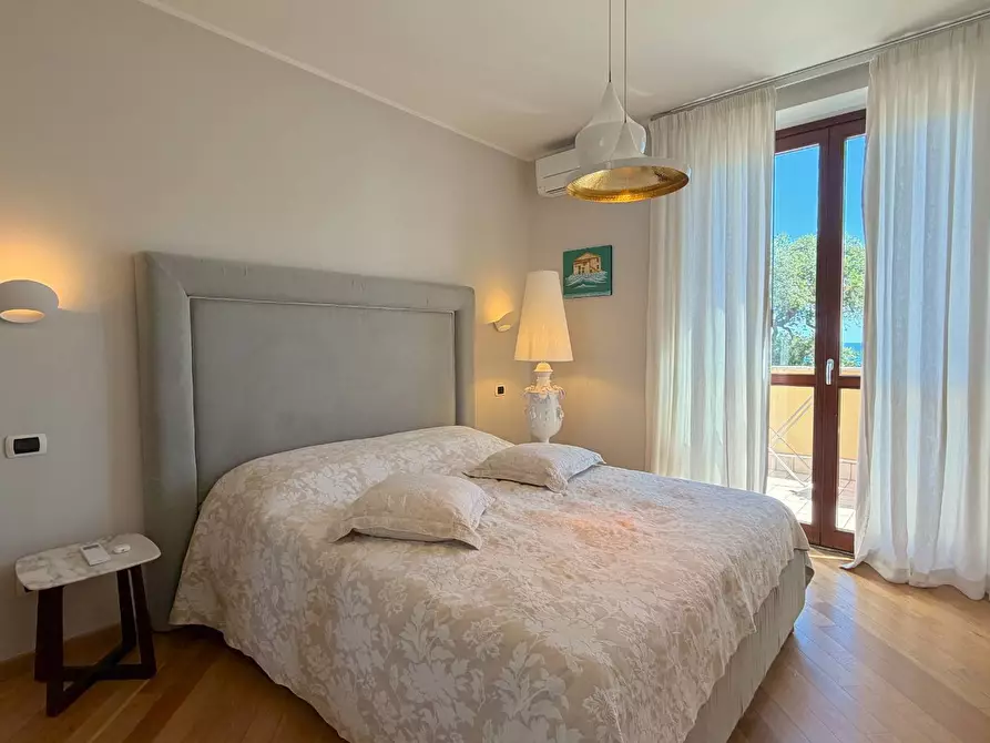 Immagine 11 di Appartamento in vendita  in Via Francesco Cilea 143 a Grottammare