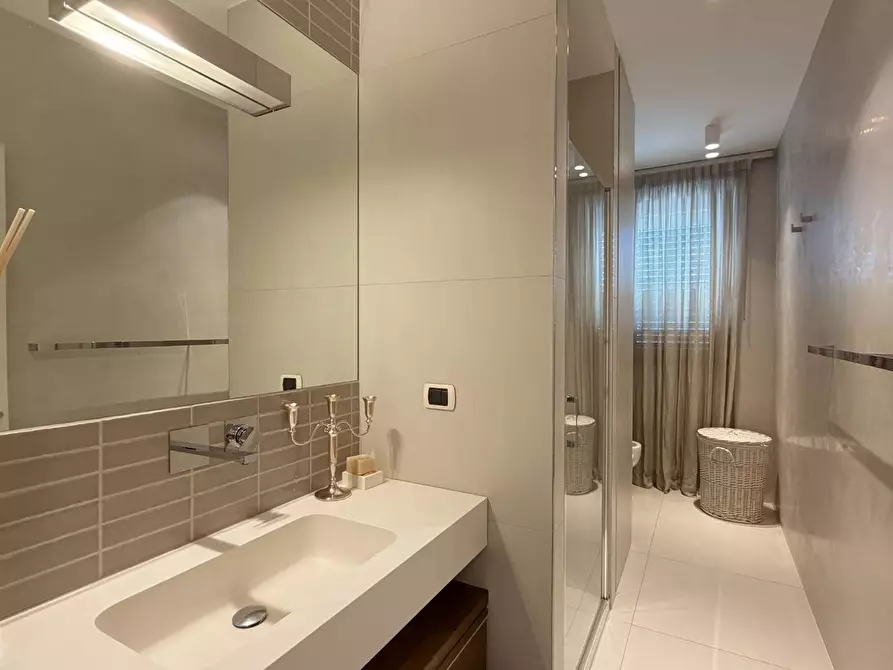 Immagine 26 di Appartamento in vendita  in Via Francesco Cilea 143 a Grottammare