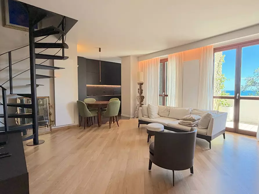 Immagine 5 di Appartamento in vendita  in Via Francesco Cilea 143 a Grottammare