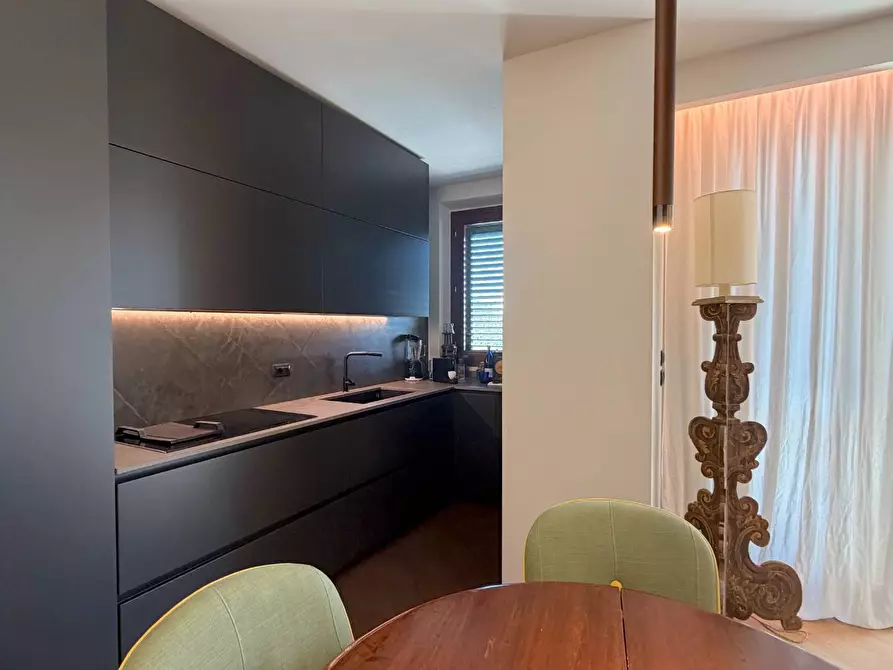 Immagine 10 di Appartamento in vendita  in Via Francesco Cilea 143 a Grottammare