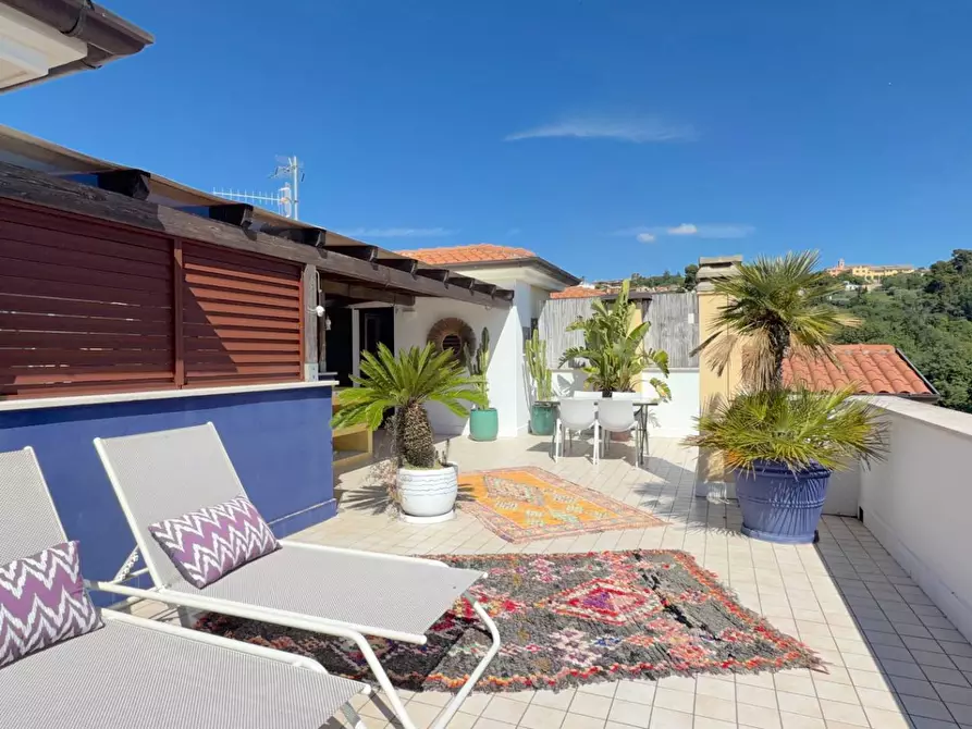 Immagine 34 di Appartamento in vendita  in Via Francesco Cilea 143 a Grottammare