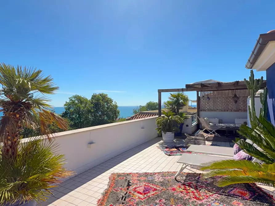 Immagine 61 di Appartamento in vendita  in Via Francesco Cilea 143 a Grottammare
