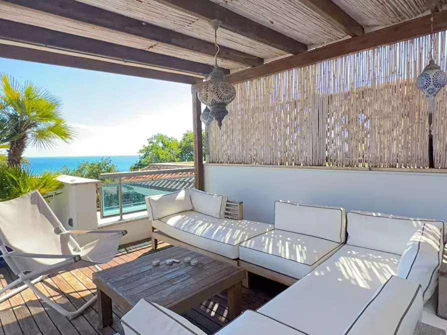 Immagine 63 di Appartamento in vendita  in Via Francesco Cilea 143 a Grottammare