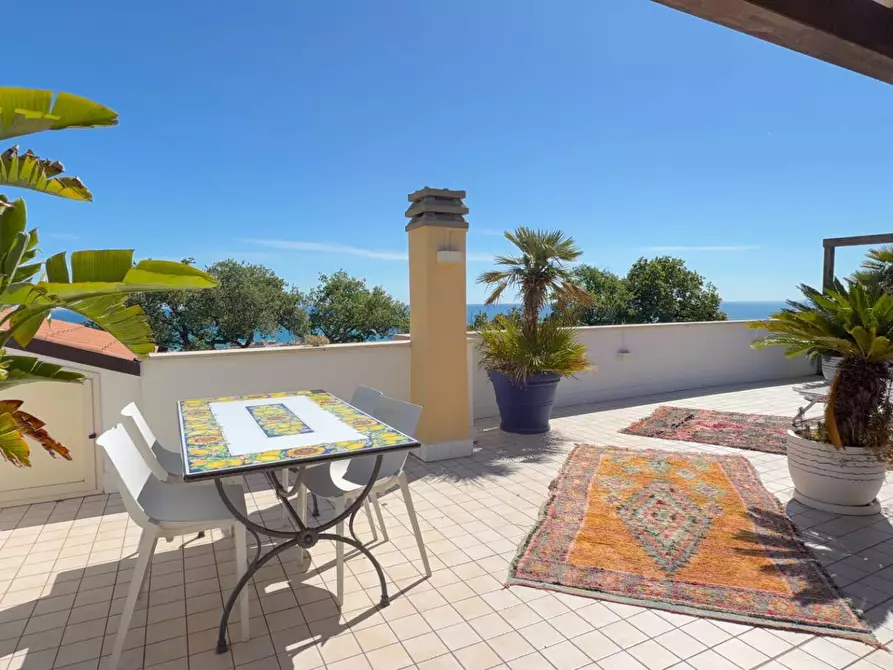 Immagine 64 di Appartamento in vendita  in Via Francesco Cilea 143 a Grottammare