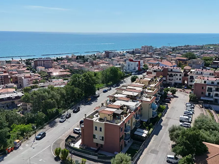 Immagine 66 di Appartamento in vendita  in Via Francesco Cilea 143 a Grottammare