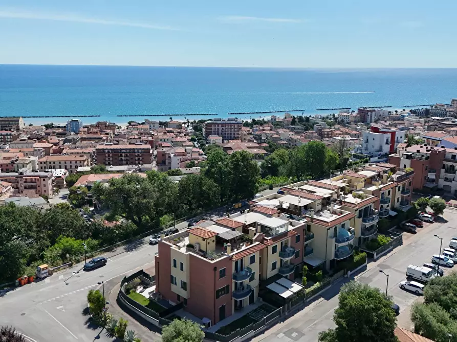 Immagine 67 di Appartamento in vendita  in Via Francesco Cilea 143 a Grottammare