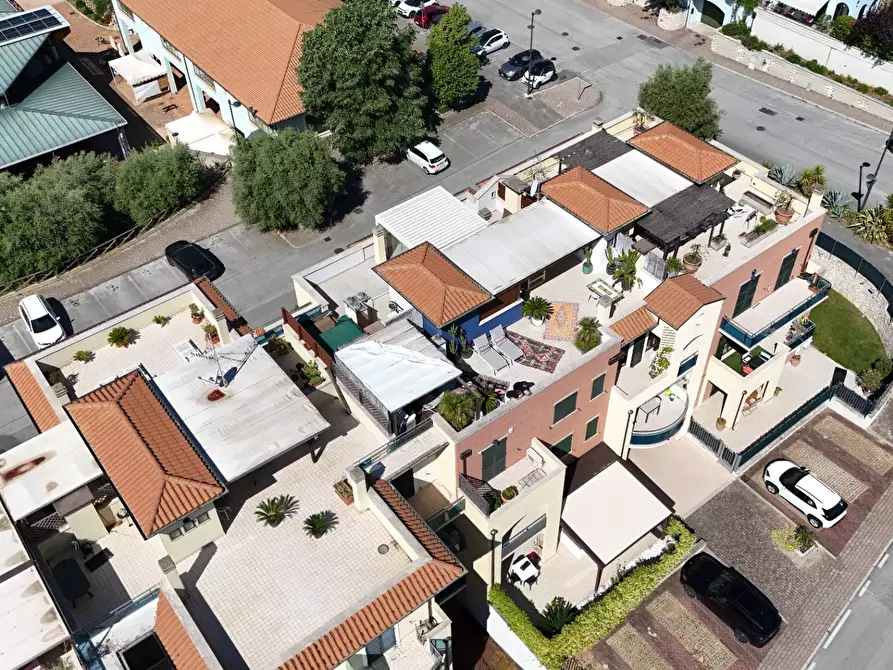 Immagine 46 di Appartamento in vendita  in Via Francesco Cilea 143 a Grottammare