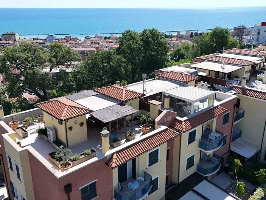 Immagine 72 di Appartamento in vendita  in Via Francesco Cilea 143 a Grottammare