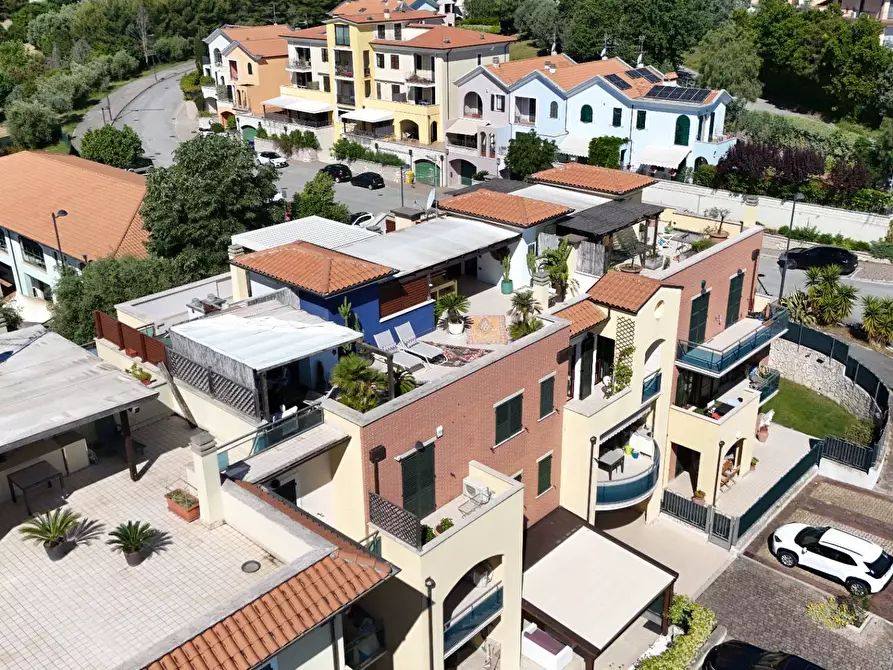 Immagine 73 di Appartamento in vendita  in Via Francesco Cilea 143 a Grottammare