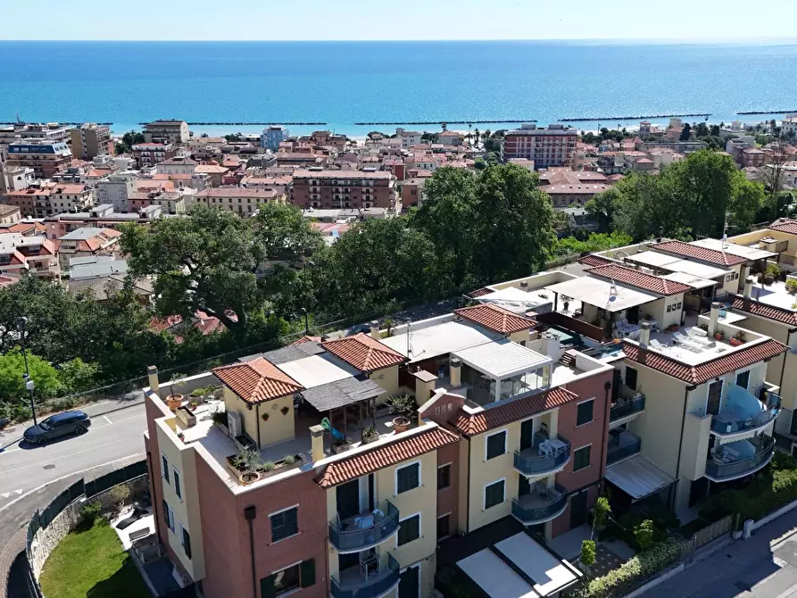 Immagine 77 di Appartamento in vendita  in Via Francesco Cilea 143 a Grottammare