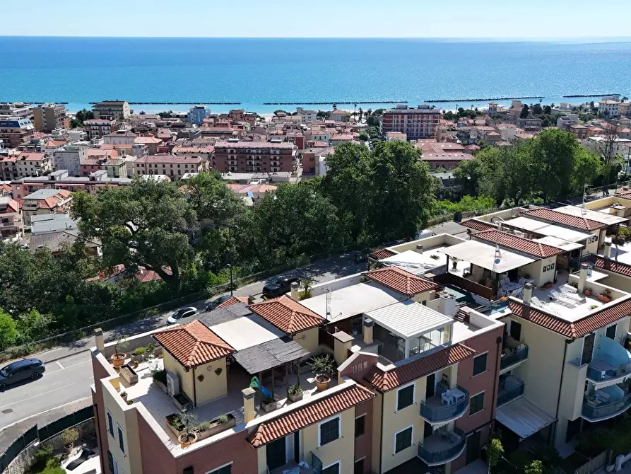 Immagine 3 di Appartamento in vendita  in Via Francesco Cilea 143 a Grottammare