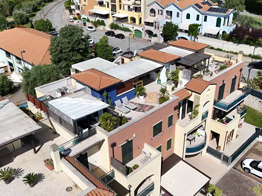 Immagine 82 di Appartamento in vendita  in Via Francesco Cilea 143 a Grottammare