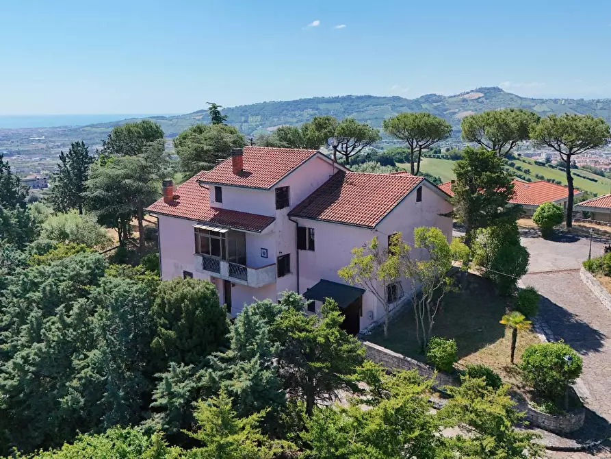 Immagine 42 di Villa in vendita  in Contrada Colle Sant'Angelo 18 a Monteprandone