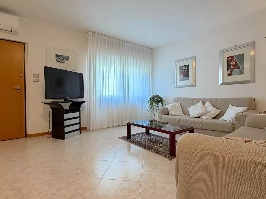 Immagine 11 di Villetta a schiera in vendita  in Via dei Giacinti 23 a Ascoli Piceno