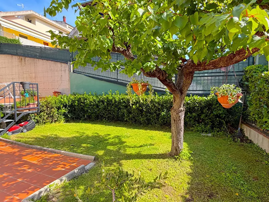 Immagine 39 di Villetta a schiera in vendita  in Via dei Giacinti 23 a Ascoli Piceno
