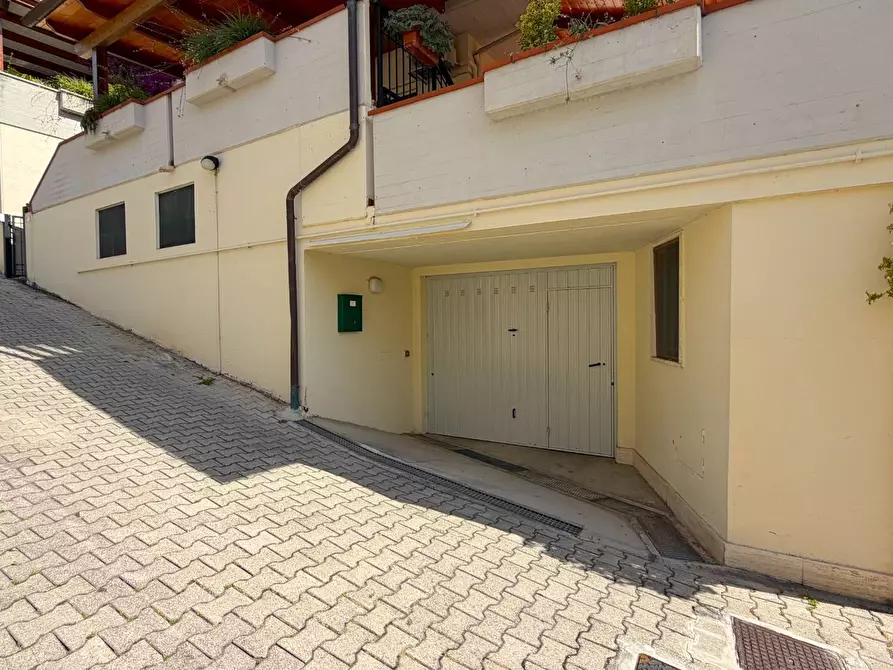 Immagine 49 di Villetta a schiera in vendita  in Via dei Giacinti 23 a Ascoli Piceno