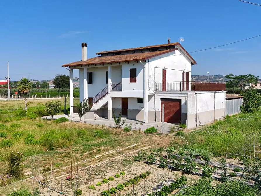 casa indipendente in vendita a San Benedetto del Tronto in zona Sentina