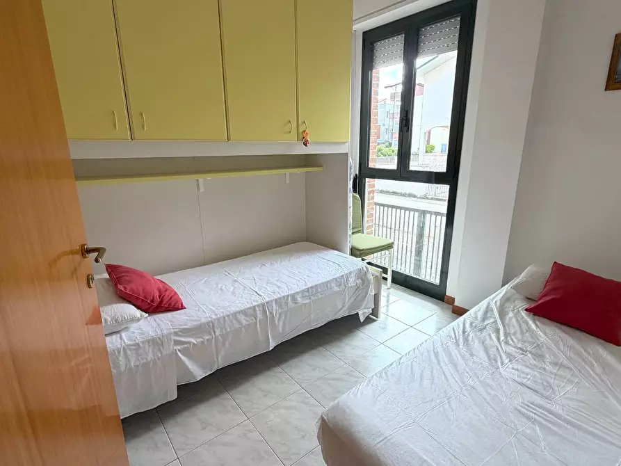 Immagine 15 di Appartamento in vendita  in Via Amerigo Vespucci 8 a Tortoreto