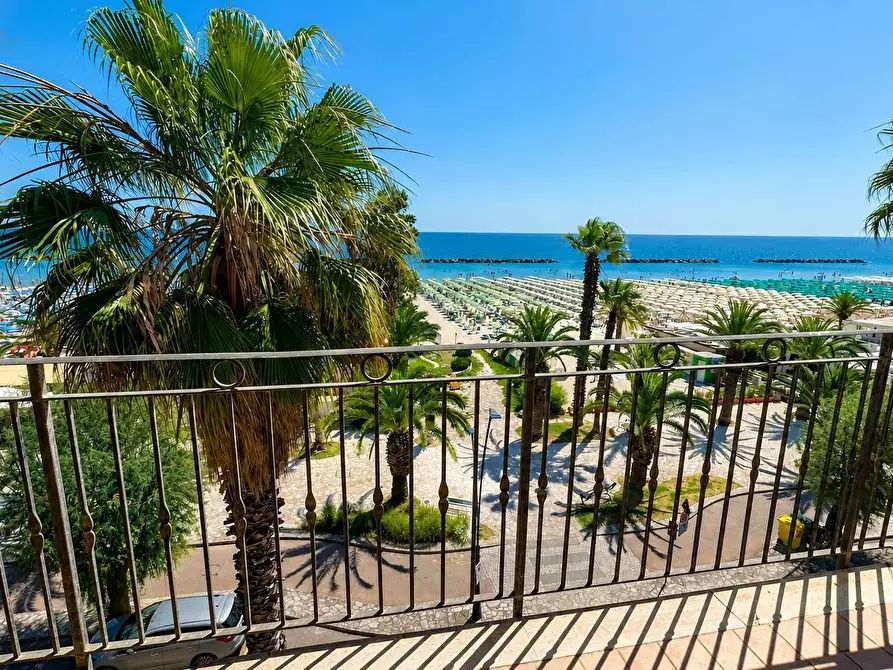 Immagine 23 di Appartamento in vendita  in Viale Rinascimento snc a San Benedetto Del Tronto