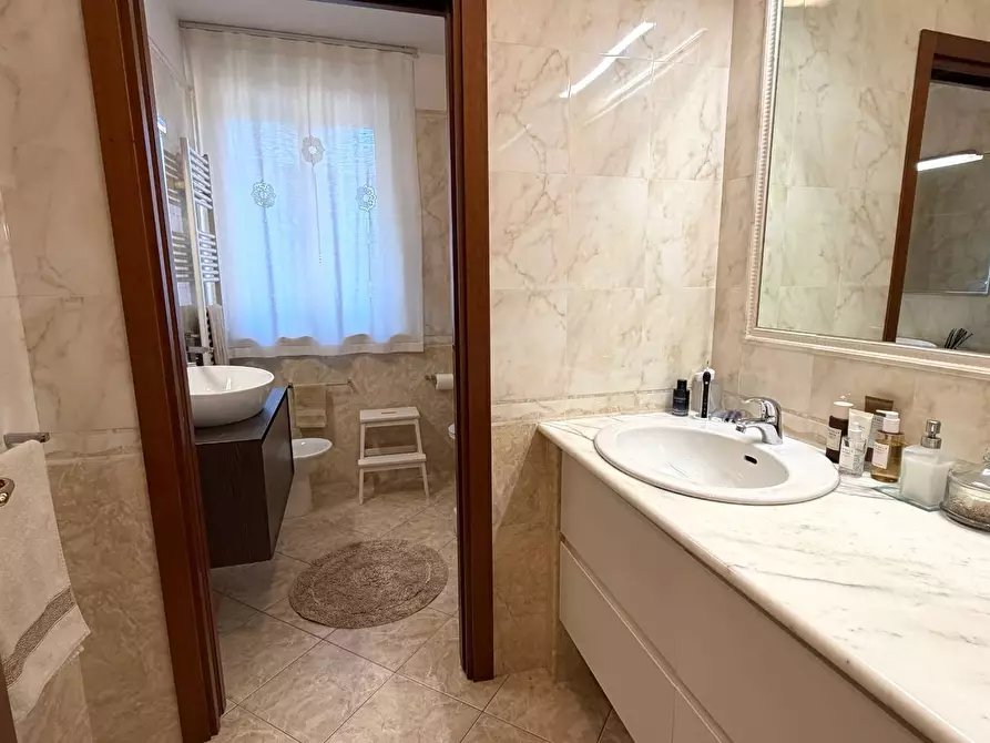 Immagine 17 di Appartamento in vendita  in Via Lombardia 6 a Grottammare