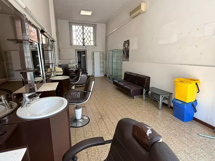 Immagine 4 di Locale commerciale in affitto  in Via Gino Moretti 35 a San Benedetto Del Tronto