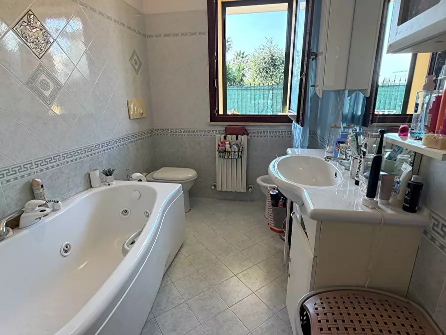 Immagine 14 di Appartamento in vendita  in Via Monte Conero 46 a San Benedetto Del Tronto