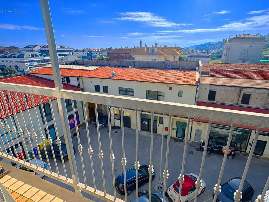 Immagine 14 di Appartamento in vendita  in Via Monte Verde 1 a San Benedetto Del Tronto