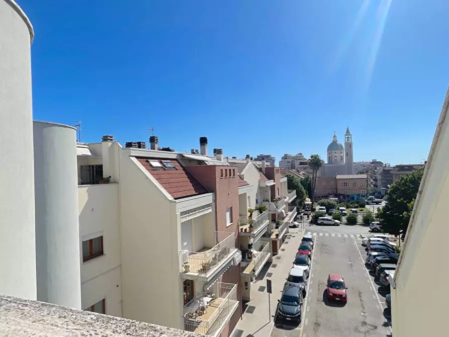 Immagine 21 di Appartamento in vendita  in Piazza Kolbe 6 a San Benedetto Del Tronto