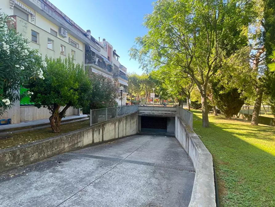 Immagine 31 di Appartamento in vendita  in Piazza Kolbe 6 a San Benedetto Del Tronto